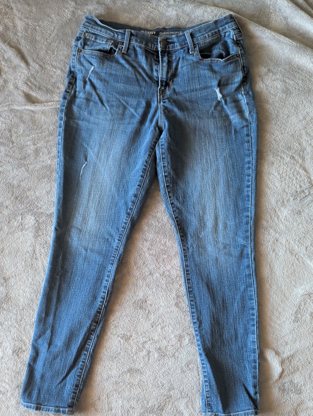 Old Navy Skinny Jeans in Medium Blue Wash